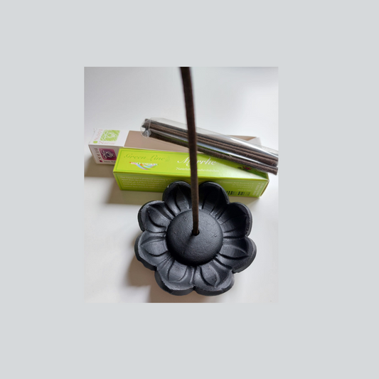 Räucherstäbchen Set - Myrrhe + Lotushalter aus Ton