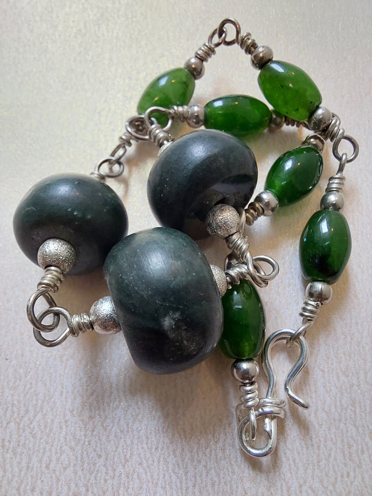 Jade Armband mit Silber